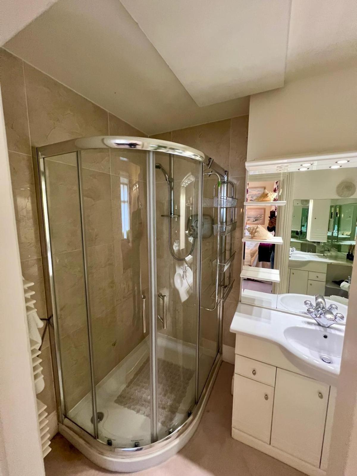 더블린 Burlington Townhouse 아파트 외부 사진